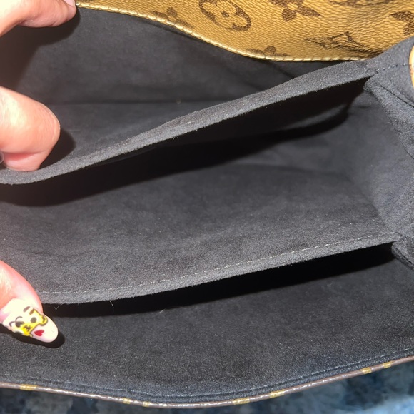 NWT Louis Vuitton Pochette Metis in Reverse Monogram (MADE IN FRANCE) DATE CODE - Picture 12 of 16